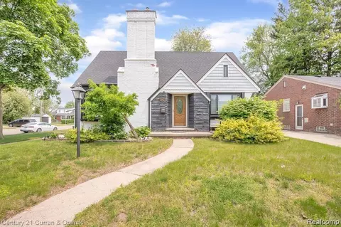 1042 Drexel St, Dearborn, MI 48128