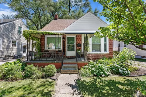 406 N Campbell Rd, Royal Oak, MI 48067
