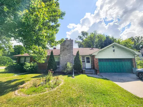 2116 Barnard St, Saginaw, MI 48602