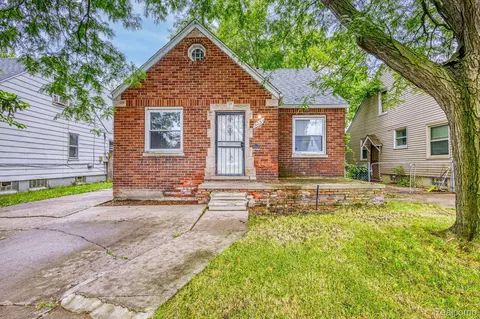 5251 Farmbrook St, Detroit, MI 48224