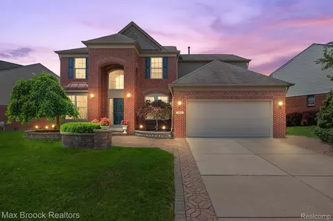 1644 Blushing, Rochester Hills, MI 48307