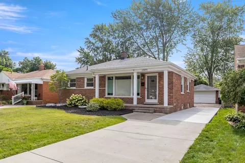 15091 Pennsylvania Ave, Allen Park, MI 48101