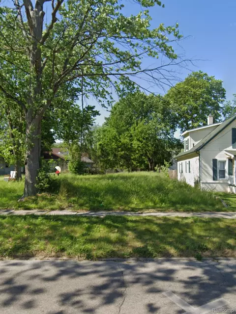 812 State St, Saginaw, MI 48602
