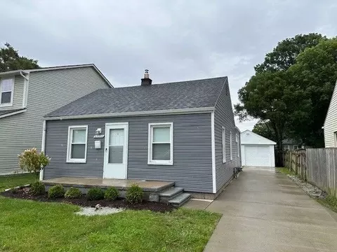 23352 Tawas Ave, Hazel Park, MI 48030