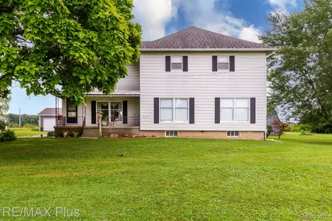 7262 E Bristol Rd, Davison, MI 48423
