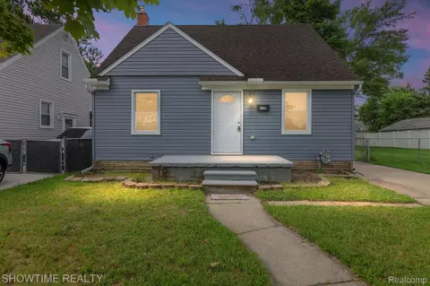 629 Leblanc St, Lincoln Park, MI 48146