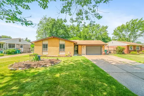 10976 Buchanan St, Van Buren, MI 48111