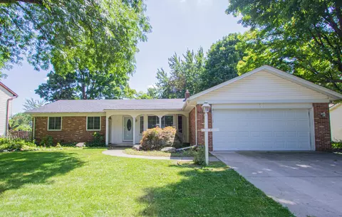 12828 Independence Ave, Shelby Township, MI 48315