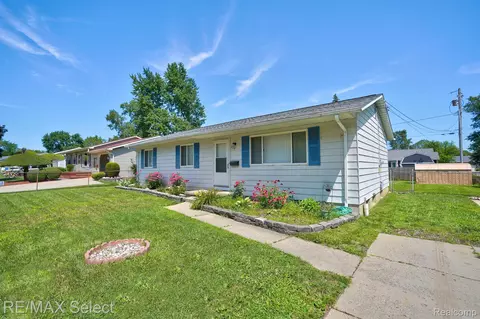 829 Hemlock Dr, Davison, MI 48423