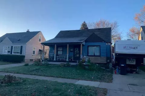 623 Clinton St, Flint, MI 48507