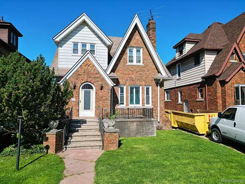 7267 Appoline St, Dearborn, MI 48126