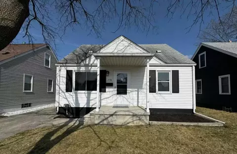 19709 Avalon St, Saint Clair Shores, MI 48080