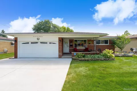 14136 Castle Ave, Warren, MI 48088