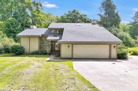 53320 Suzanne Ave, Shelby Township, MI 48316
