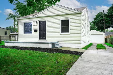 4419 16th St, Wyandotte, MI 48192