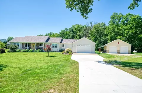 10031 Iosco Ridge Dr, Iosco, MI 48137