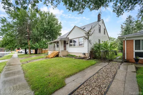 1845 Almont St, Ferndale, MI 48220