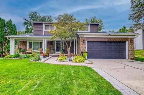 7464 Westbury Blvd, West Bloomfield, MI 48322