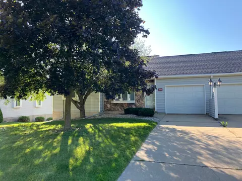 4864 Valley Dr #85, Cass City, MI 48726