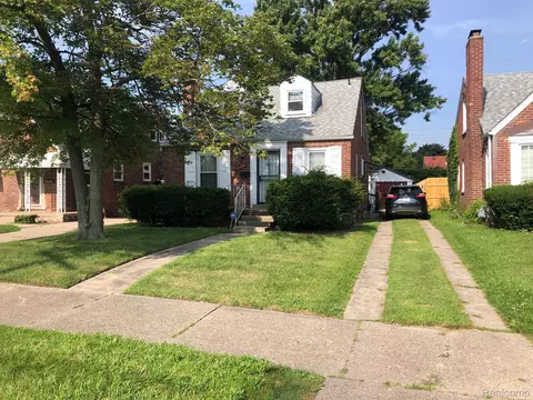 17165 Whitcomb St, Detroit, MI 48235