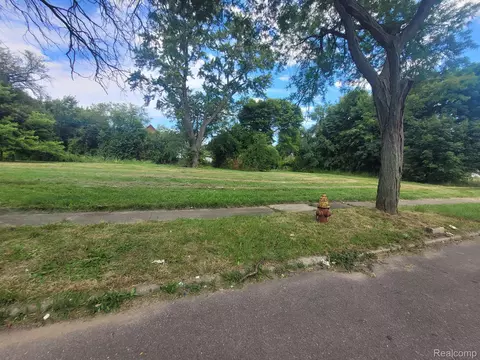 3254 Canton St, Detroit, MI 48207
