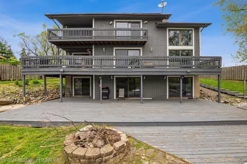 40403 S Interstate 94 Service Dr, Van Buren, MI 48111