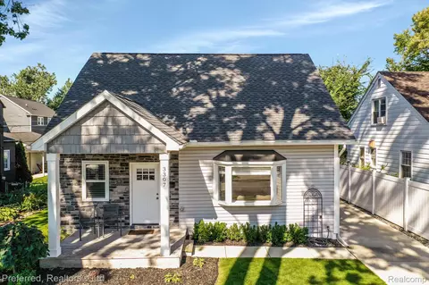 3307 Gardner Ave, Berkley, MI 48072