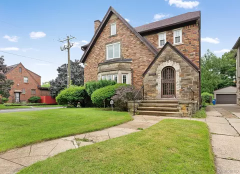 17305 Fairfield St, Detroit, MI 48221