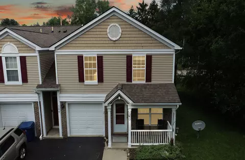 140 Holly Pines Crt Ct #D9, Holly, MI 48442
