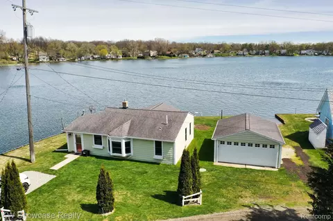 4278 Flynn, Highland, MI 48356