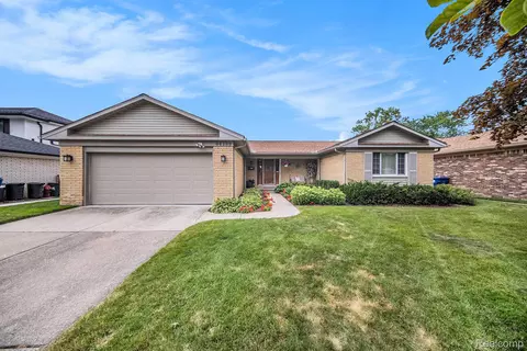 44189 Leeann Ln, Canton, MI 48187