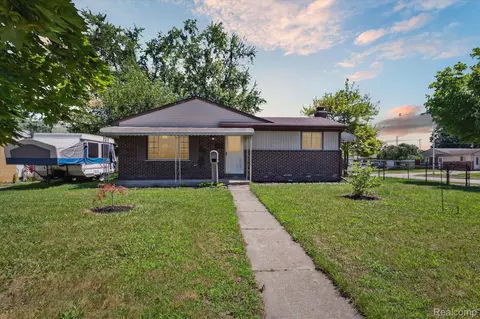 15817 Colbert St, Romulus, MI 48174