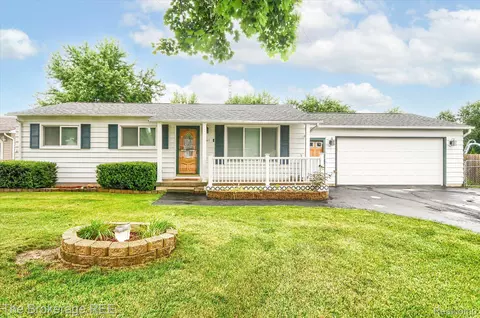 7161 Kalkaska Dr, Davison, MI 48423