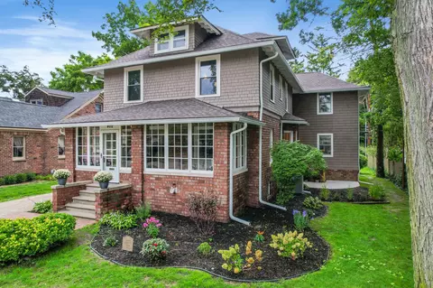 402 N Troy St, Royal Oak, MI 48067