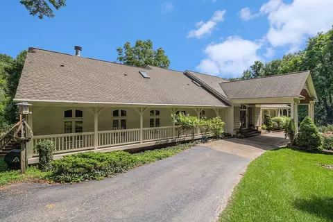 7979 Foster Rd, Independence, MI 48346