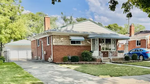 3975 Monroe St, Dearborn Heights, MI 48125