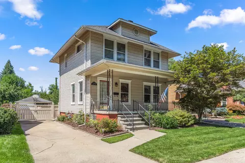 3538 Grindley Park St, Dearborn, MI 48124
