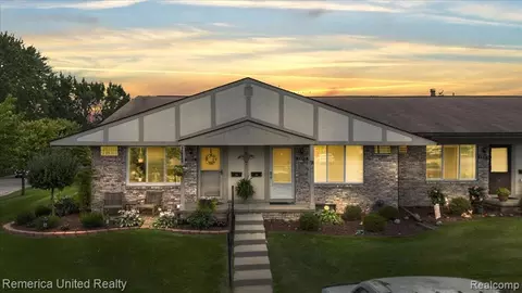 25213 Potomac #2, South Lyon, MI 48178