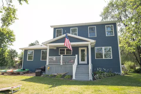 3667 Kawkawlin River Dr, Bangor, MI 48706