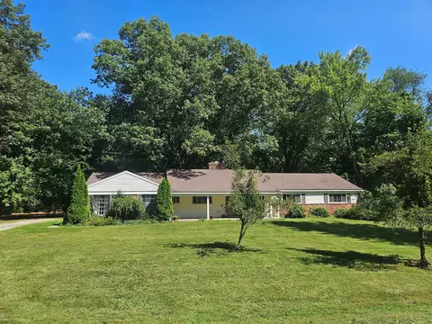 6619 Vachon, Bloomfield Hills, MI 48301