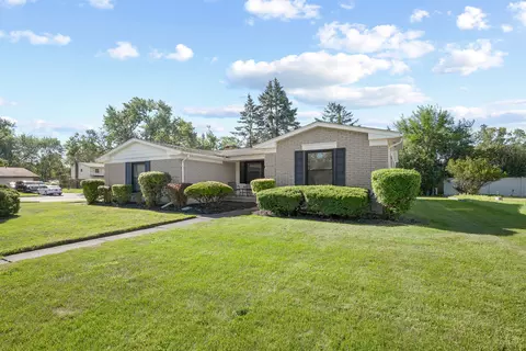 16913 Morrison St, Southfield, MI 48076