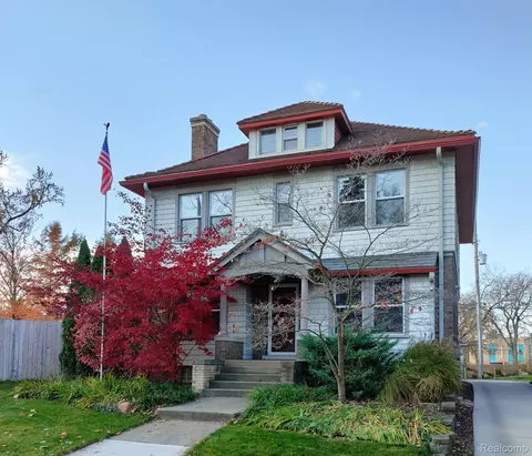 911 Ashland St, Detroit, MI 48215