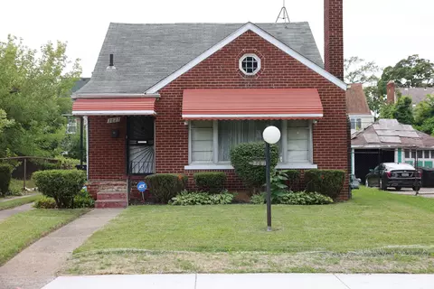 3827 Seneca St, Detroit, MI 48214