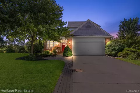 3647 Normandy Crt Ct, Oakland, MI 48306
