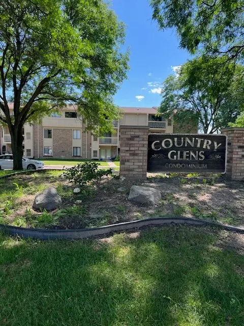 30535 W 14 Mile Rd 7 B-1 Rd #7, Farmington Hills, MI 48334
