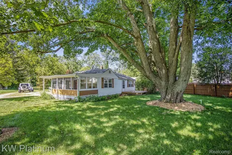 3512 Idle Hour, Burtchville, MI 48059