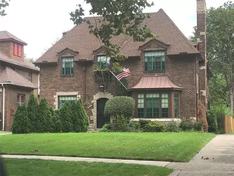 3490 Iroquois St, Detroit, MI 48214