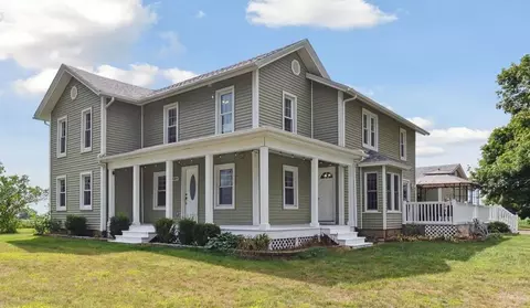 9589 Clinton Macon Rd, Macon, MI 49286