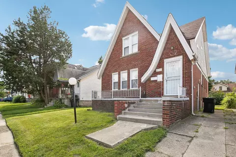 15501 Pinehurst St, Detroit, MI 48238