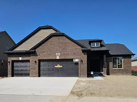 24543 Brookshire Dr, Macomb, MI 48042